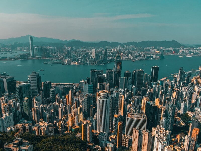 Futuristic-cityscape-of-Hong-Kong-1
