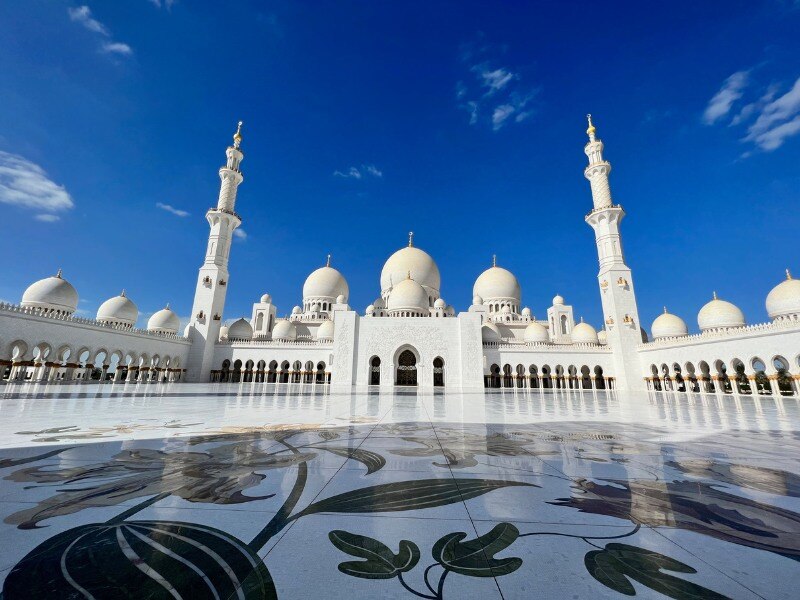The_Sheikh_Zayed_Grand_Mosque_in_Abu_Dhabi
